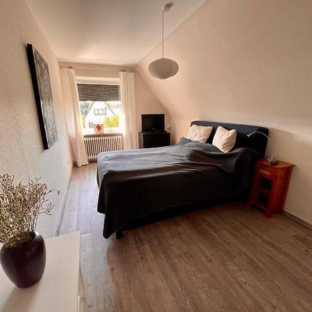 Dein Idyllisches Zuhause Auf Zeit In Norderstedt Apartment Exterior foto