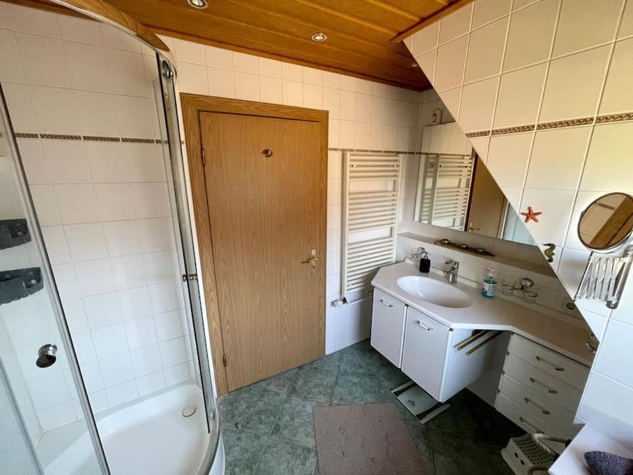 Dein Idyllisches Zuhause Auf Zeit In Norderstedt Apartment Exterior foto